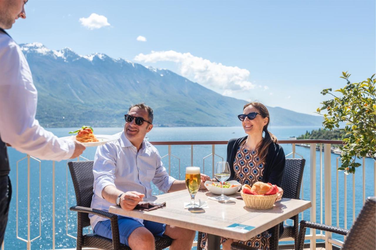 Hotel Splendid Palace Limone sul Garda Ngoại thất bức ảnh