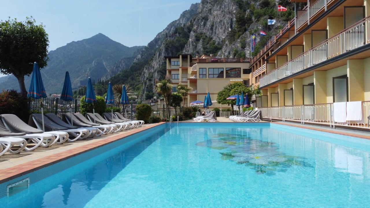Hotel Splendid Palace Limone sul Garda Ngoại thất bức ảnh