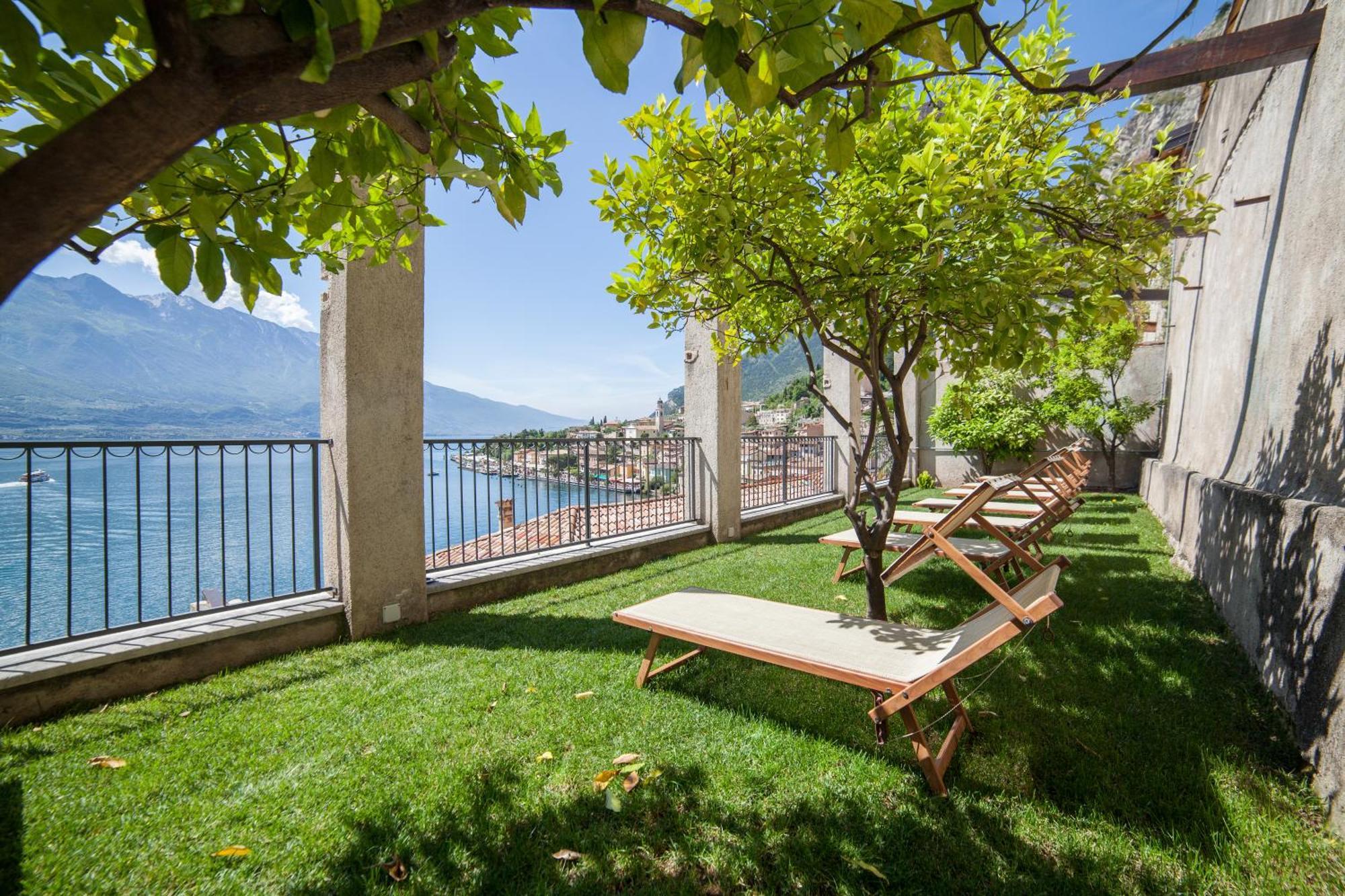 Hotel Splendid Palace Limone sul Garda Ngoại thất bức ảnh