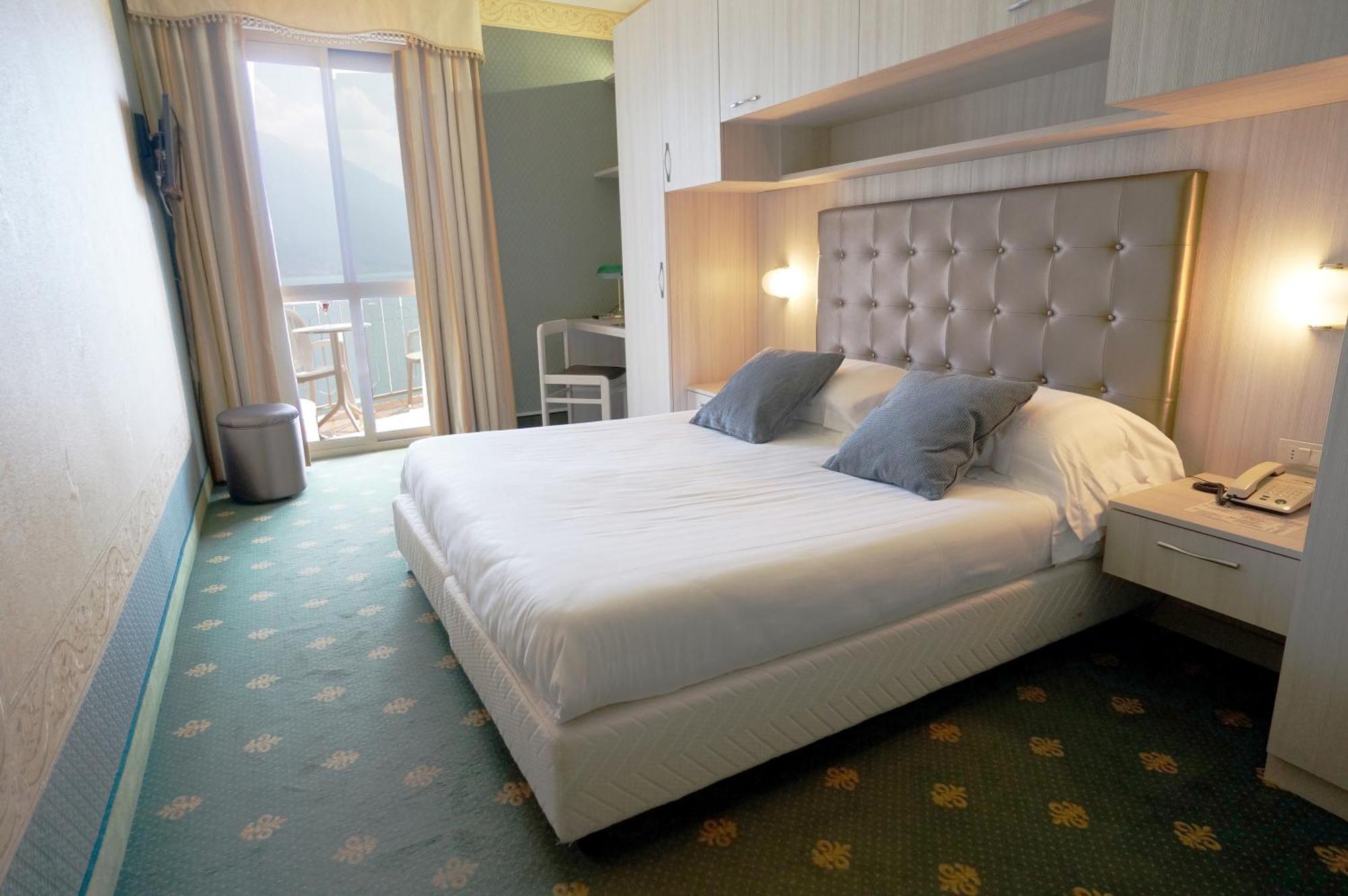 Hotel Splendid Palace Limone sul Garda Ngoại thất bức ảnh