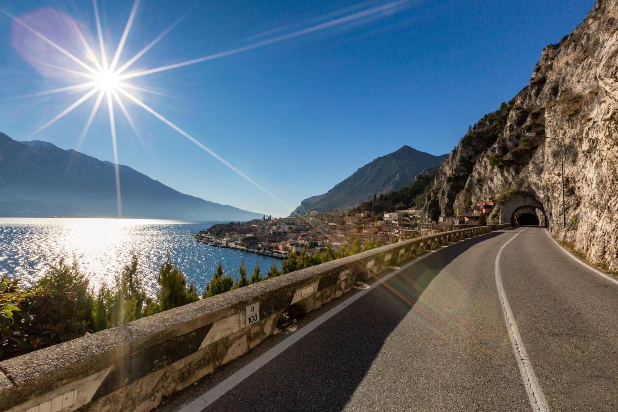 Hotel Splendid Palace Limone sul Garda Ngoại thất bức ảnh